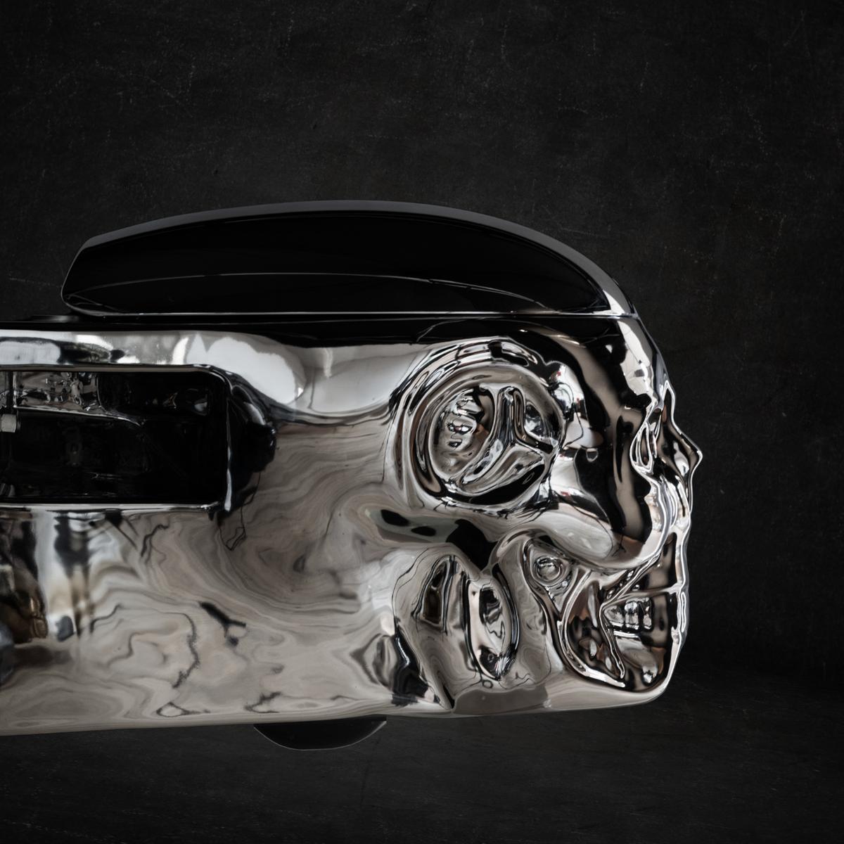 Skullpot Toilet Special Edition T-800